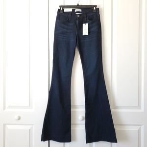 Judy Blue NWT dark flare Jeans - Size 3/26